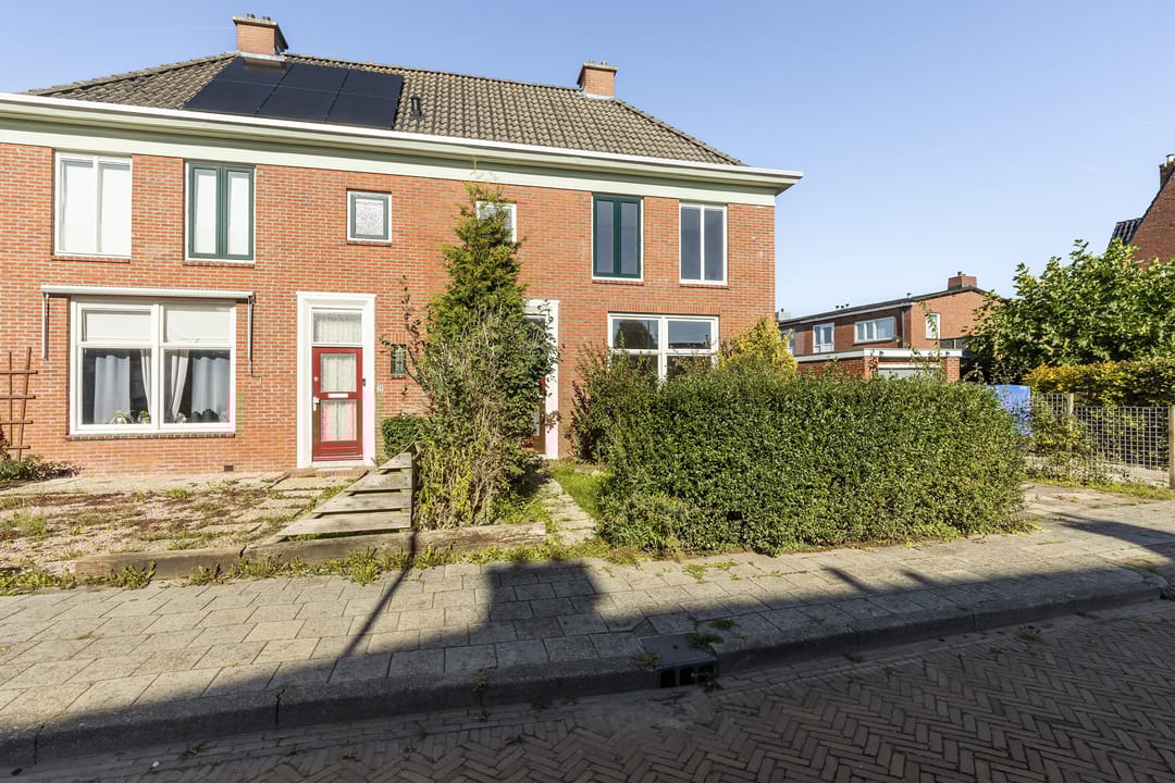 Photo 2 of M.H. Trompstraat 11