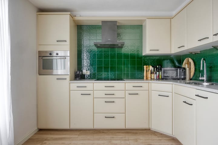 Photo 11 of Raadhuisstraat 9-A