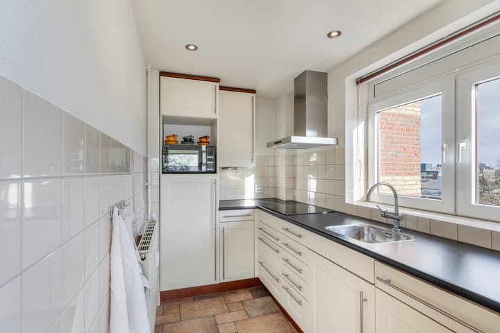 Photo 32 of Olivier van Noortlaan 72