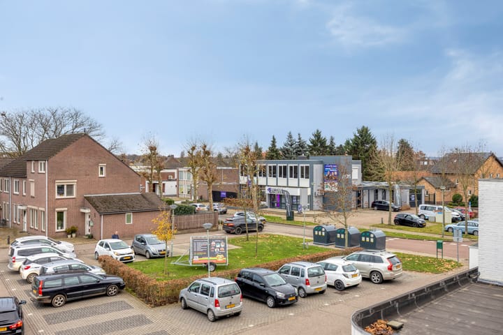 Photo 32 of Raadhuisstraat 9-A