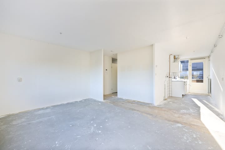 Foto 3 van Haarlemmerweg 477-L