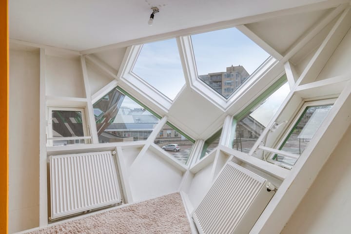 Foto 8 van Piet Blomplein 1