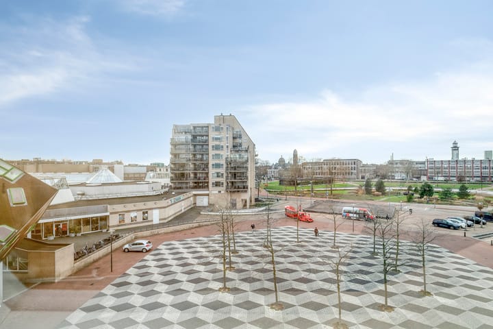 Foto 33 van Piet Blomplein 1