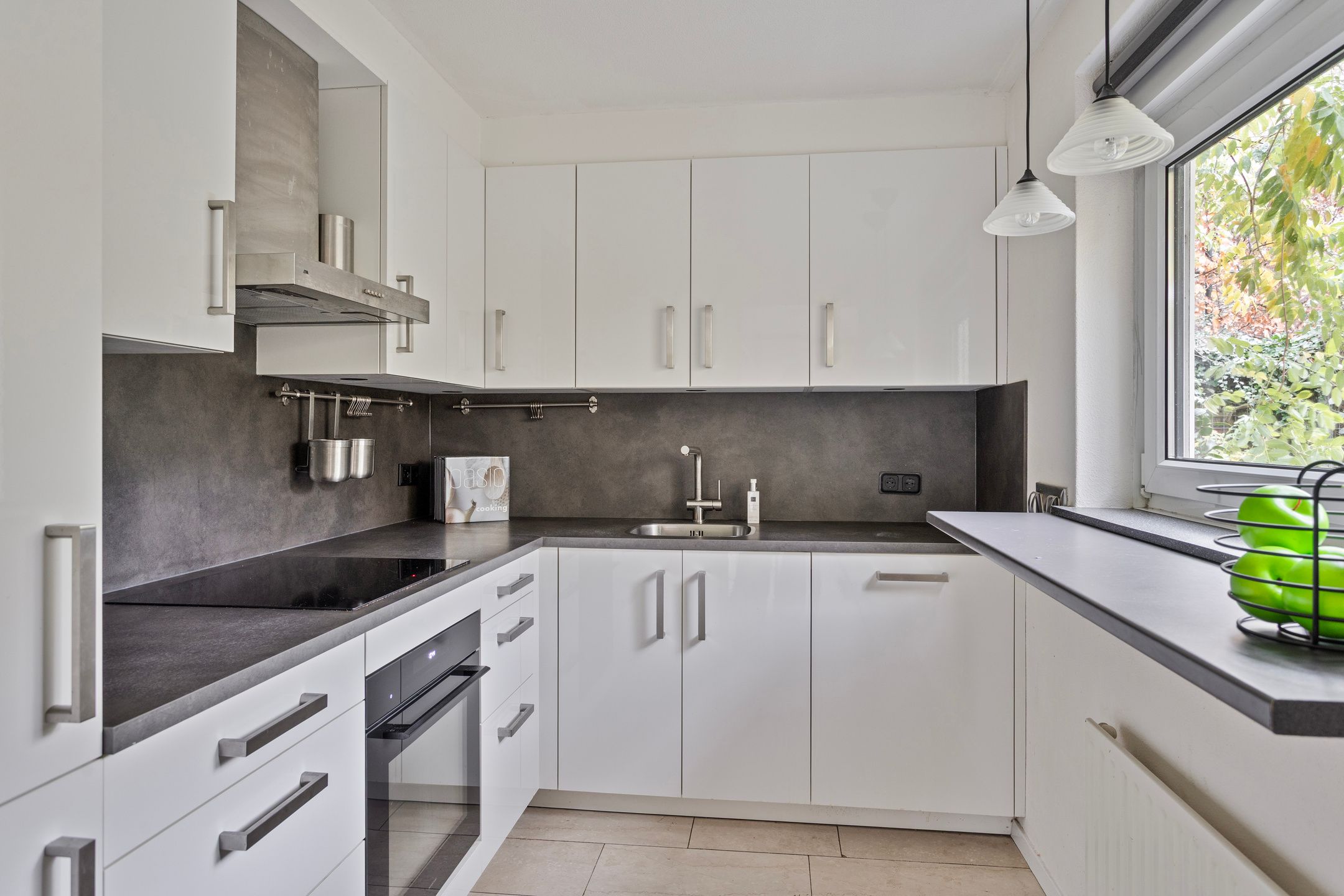 Foto 3 van Dahliastraat 164