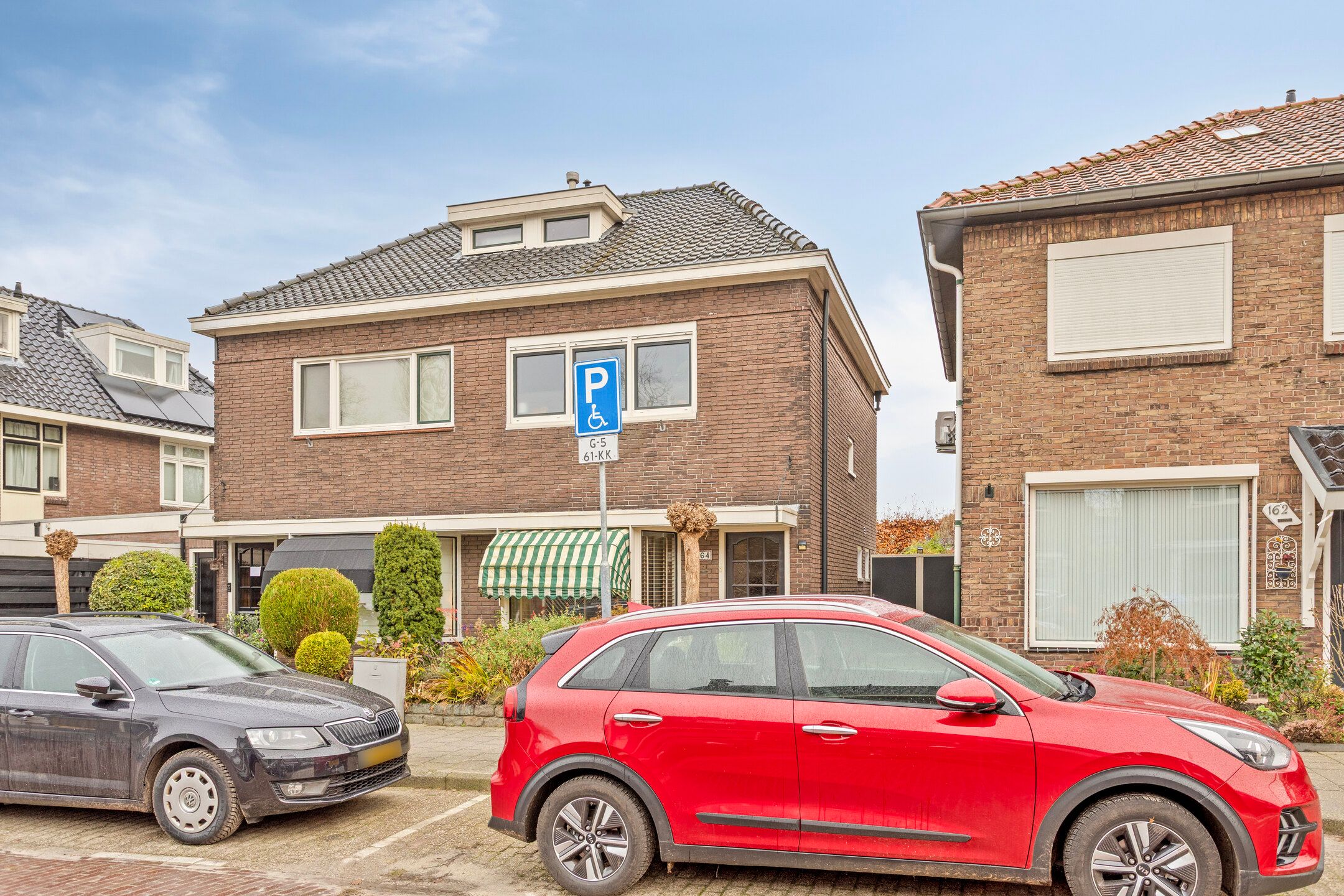 Foto 6 van Dahliastraat 164