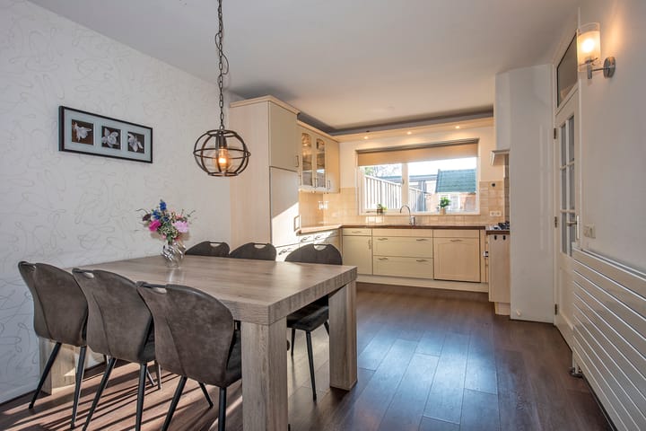 Foto 9 van Blekerstraat 253