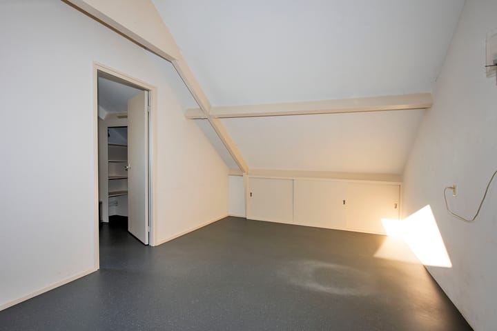 Foto 26 van Blekerstraat 253