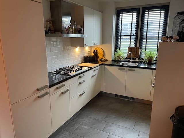 Foto 5 van Huurdemanskamp 37