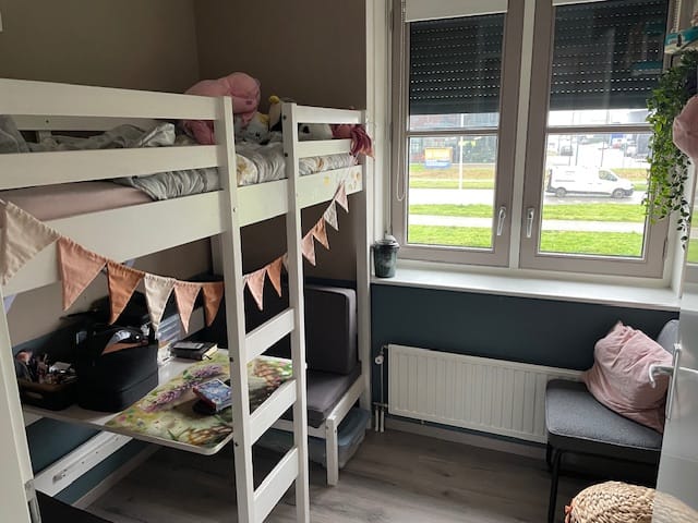 Foto 8 van Huurdemanskamp 37