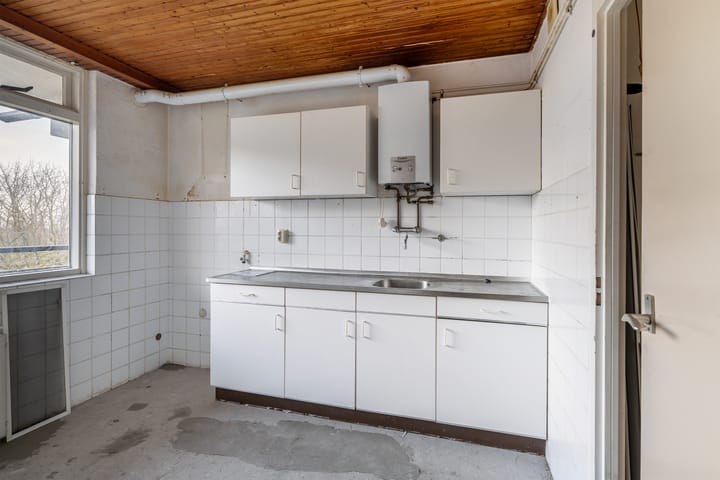 Photo 11 of Buizerdstraat 204