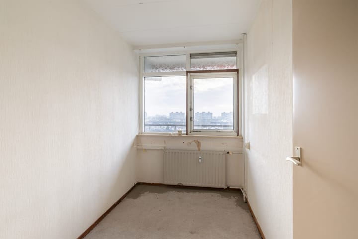 Photo 16 of Buizerdstraat 204