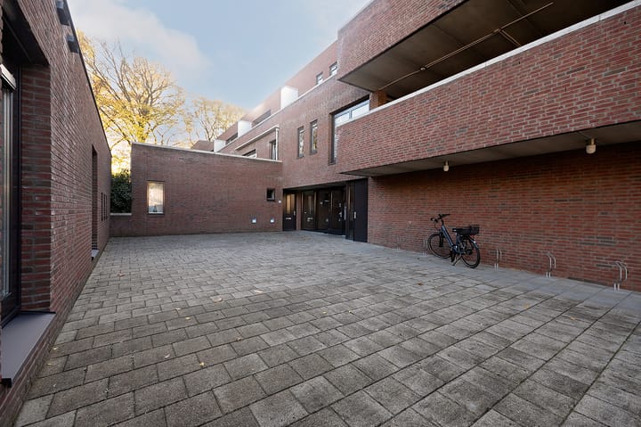 Photo 34 of Kloostertuin 53