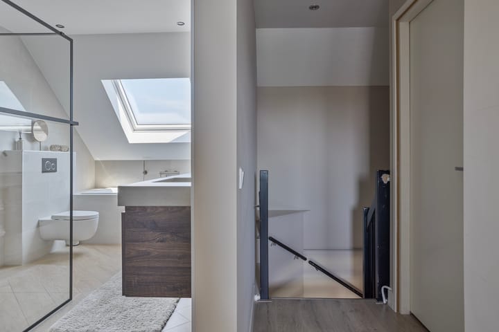 Photo 30 of Lover 164