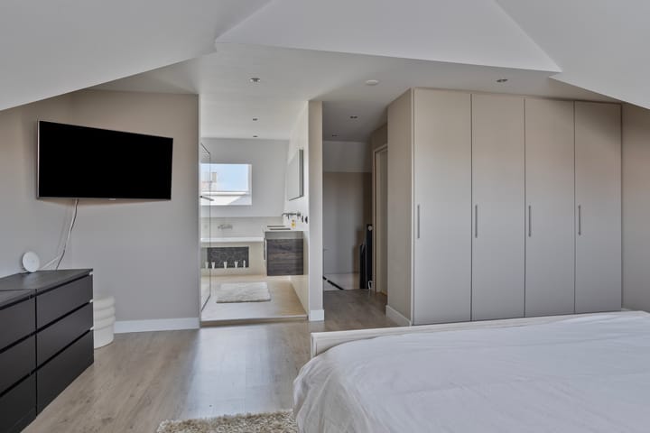 Photo 33 of Lover 164