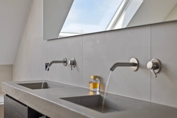 Photo 36 of Lover 164