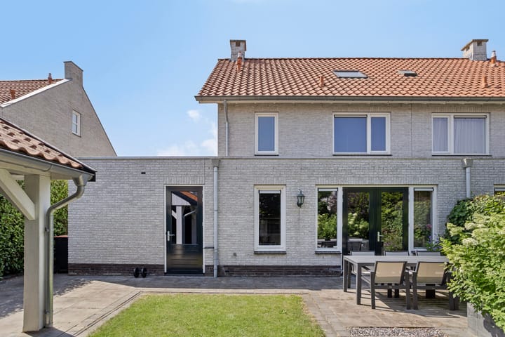 Photo 41 of Lover 164