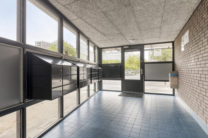 Photo 4 of Lodewijk Pincoffsweg 43