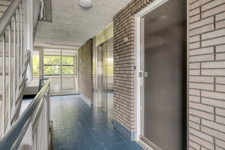 Photo 6 of Lodewijk Pincoffsweg 43