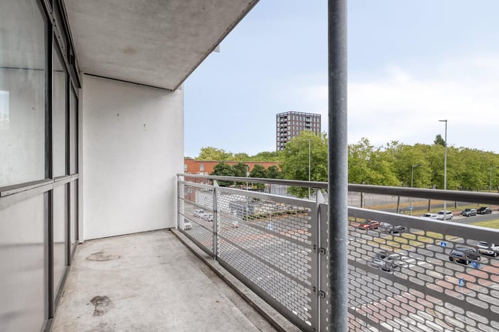 Photo 15 of Lodewijk Pincoffsweg 43