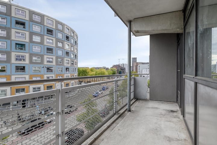 Photo 16 of Lodewijk Pincoffsweg 43