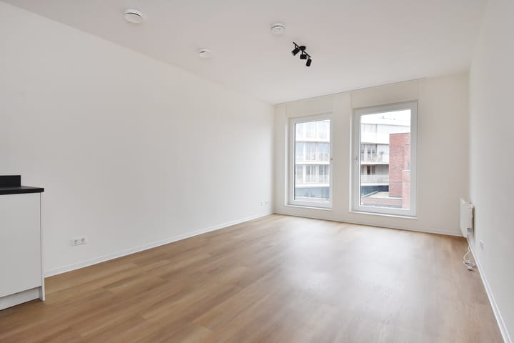 Foto 3 van Treilerweg 76-G