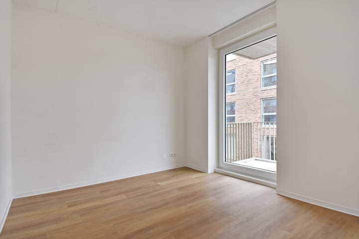 Foto 4 van Treilerweg 76-A