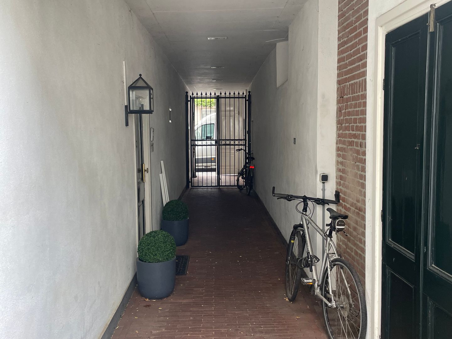 View photo 3 of Sint Jorisstraat 16