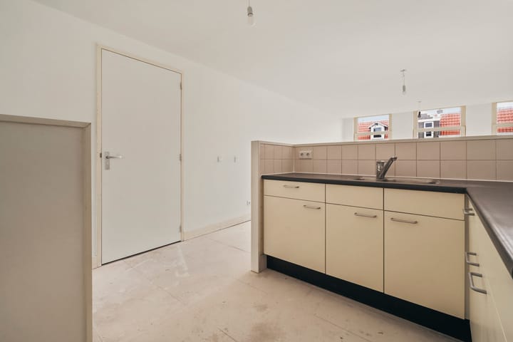 Foto 12 van Spaarndammerstraat 111-S