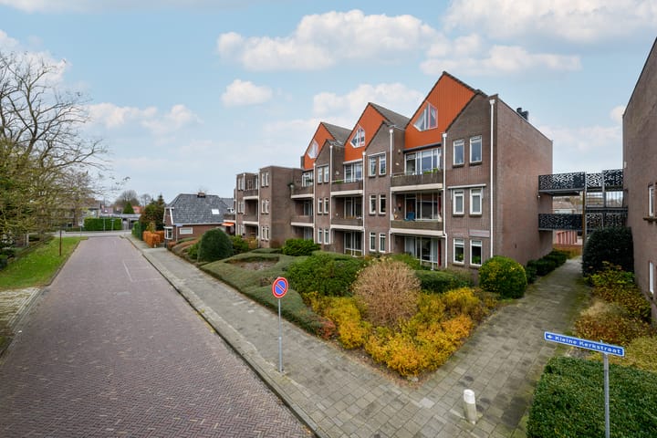 Photo 2 of Lanenburg 120