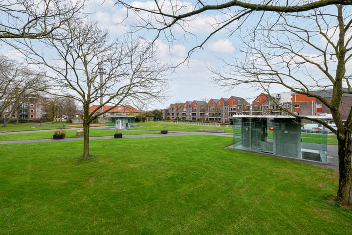 Photo 37 of Lanenburg 120