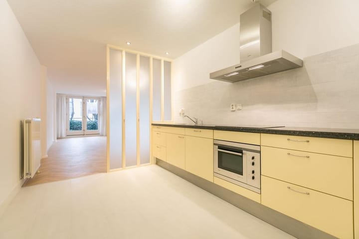 Photo 10 of Laan van Roos en Doorn 37-Q