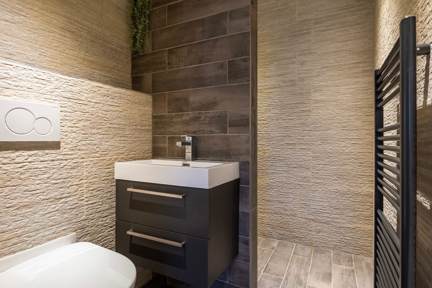 Foto 25 van Roptastate 140