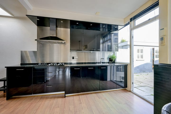 Photo 10 of Frankendaalstraat 8