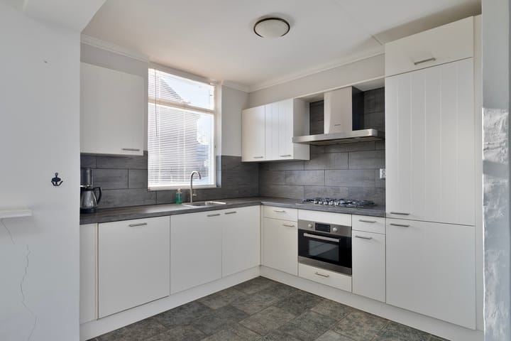 Photo 5 of Lijsterstraat 2