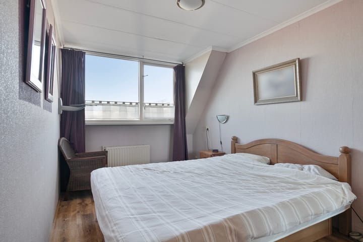 Photo 10 of Lijsterstraat 2