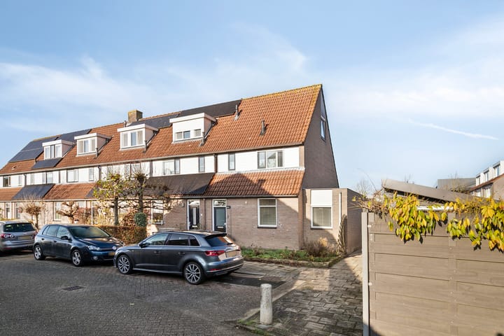 Photo 20 of Lijsterstraat 2