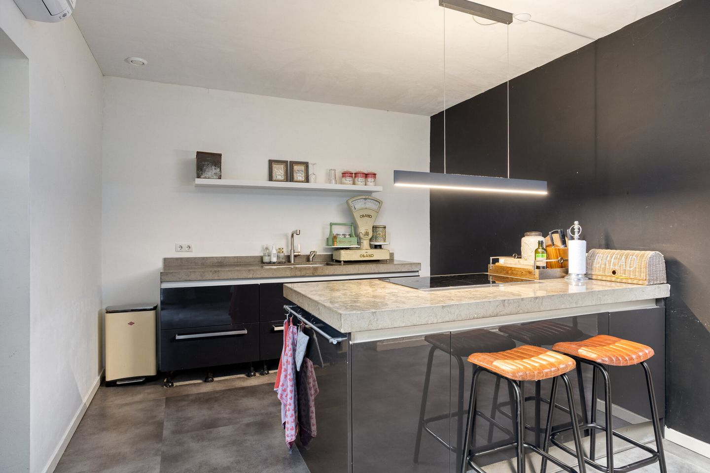 Photo 20 of Brusselseweg 251