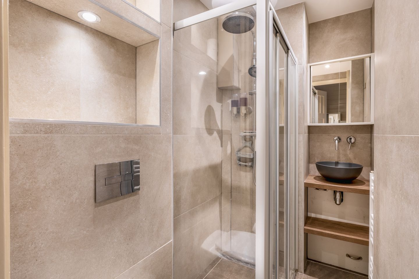 Photo 25 of Madeliefstraat 55-B