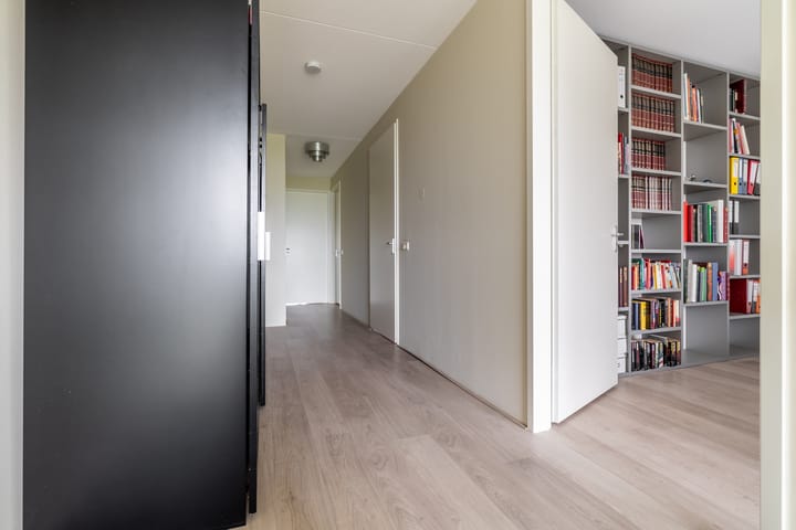 Photo 22 of Lange Weide 219