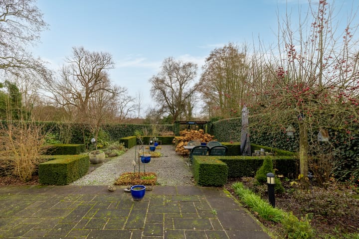 Photo 30 of Weislag 14