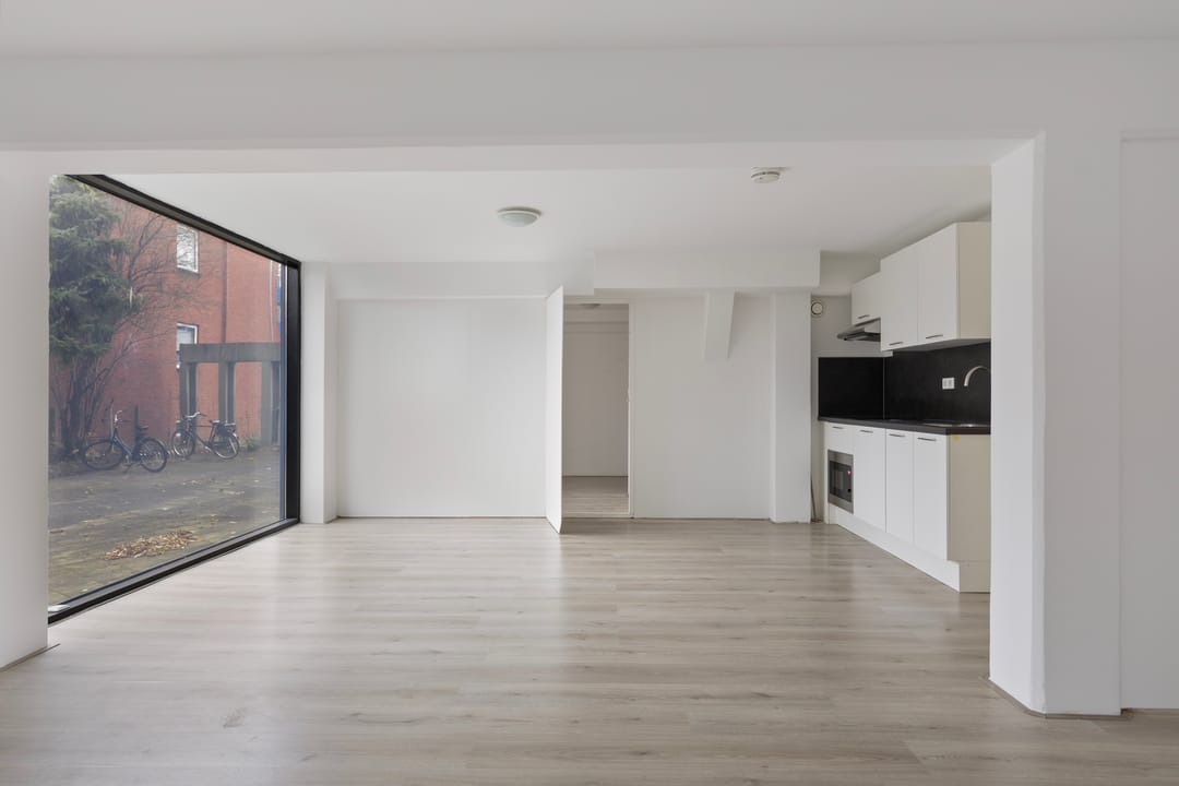 Photo 8 of Vondellaan 67-B