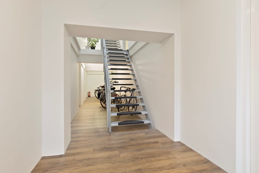 Photo 13 of Vondellaan 67-B