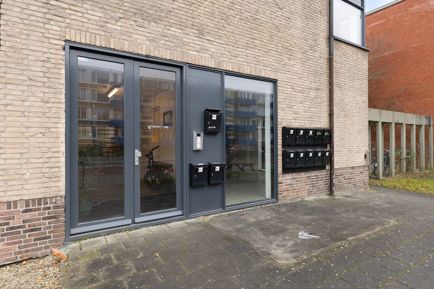 Photo 14 of Vondellaan 67-B