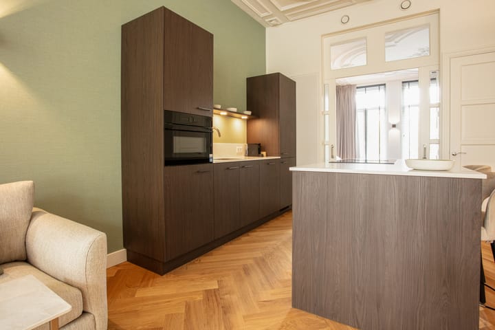 Photo 2 of Nassauplein 20-A