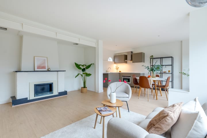 Photo 2 of Julianastraat 31