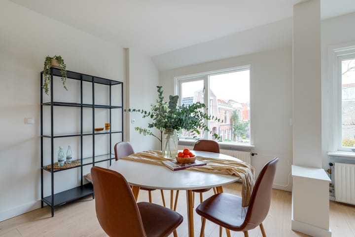 Photo 4 of Julianastraat 31