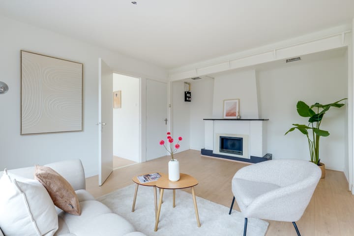 Photo 19 of Julianastraat 31