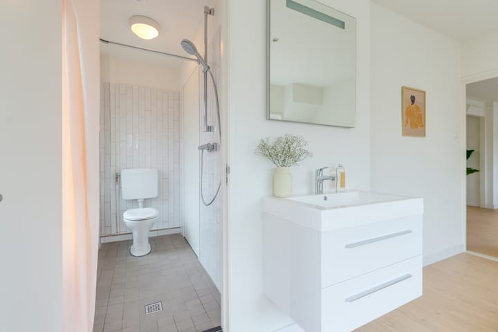 Photo 28 of Julianastraat 31