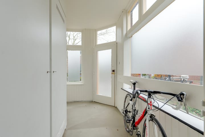 Photo 43 of Julianastraat 31