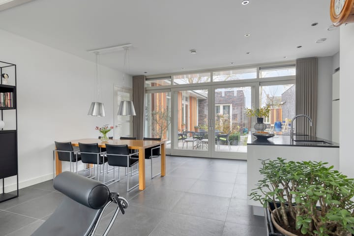 Photo 3 of De Scheifelaar 314